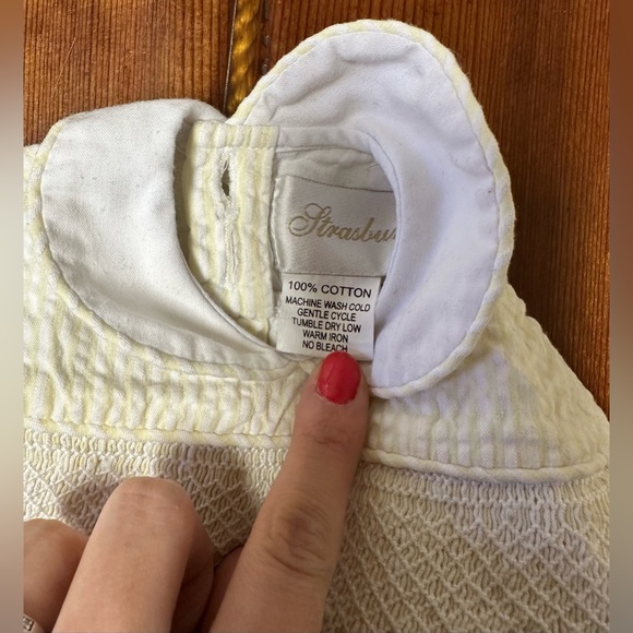 Strasburg Yellow/White Hand Smocked Bubble for Newborn - Picture 5 of 11